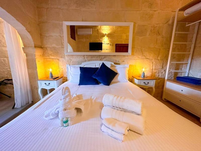 Ta' Gilarda Boutique Living Bed & Breakfast Birbuba Bagian luar foto