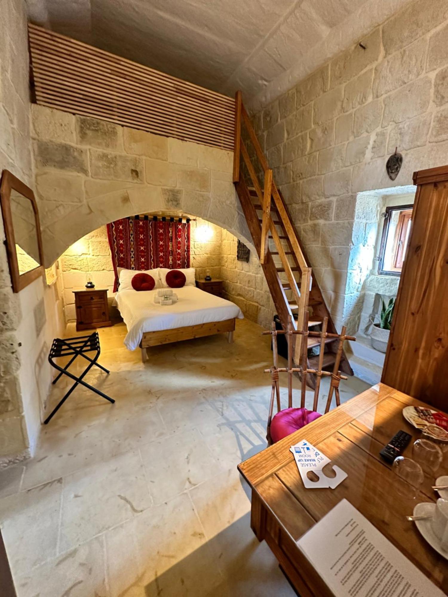 Ta' Gilarda Boutique Living Bed & Breakfast Birbuba Bagian luar foto